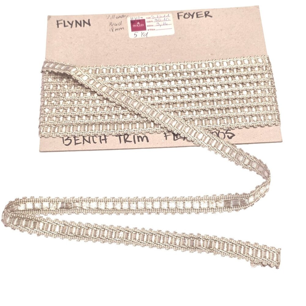 Houlès Paris 5 Yards 18mm Villandry Braid Trim 31311 Color 9010 Passementerie